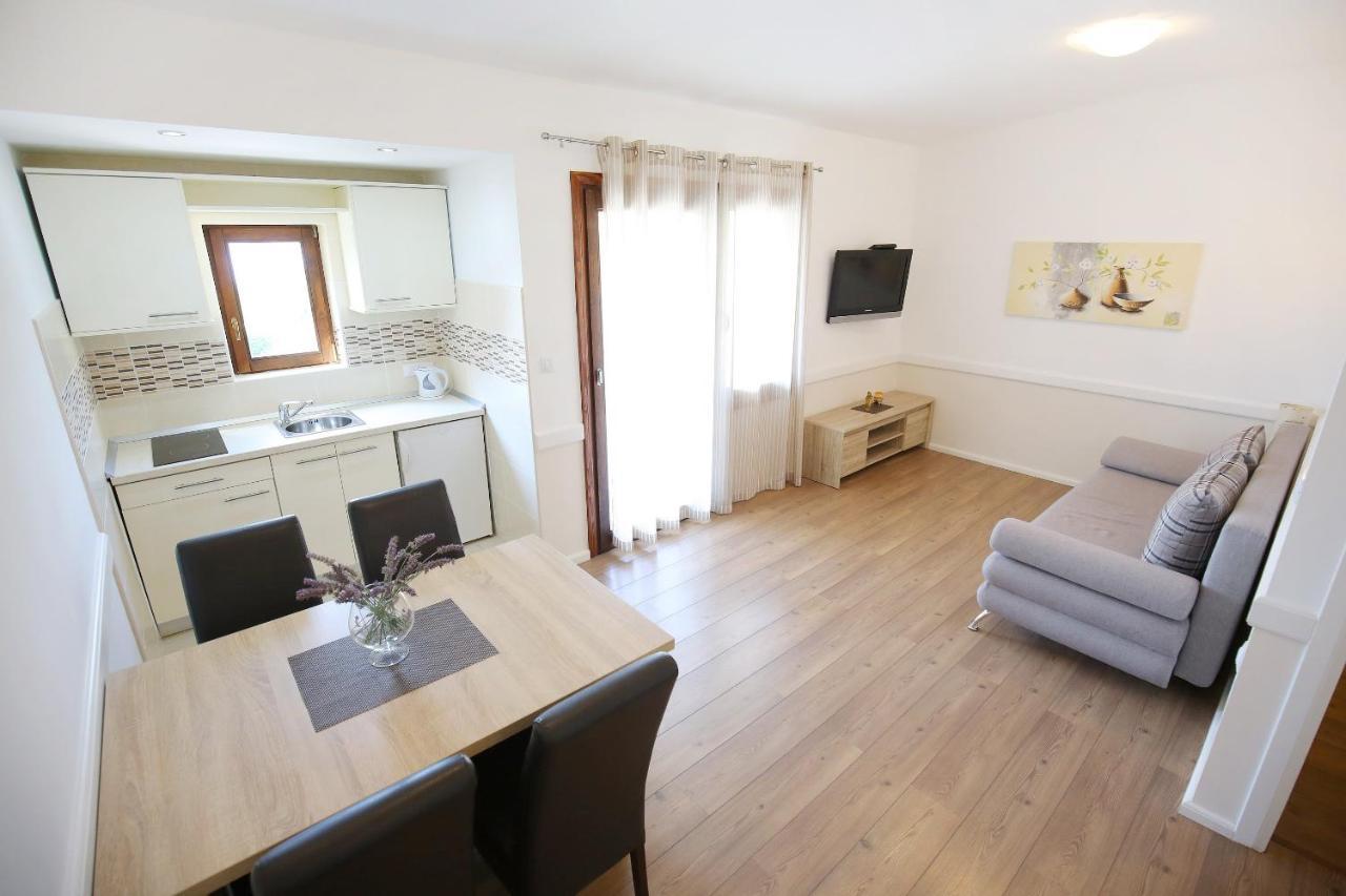 Sukošan Apartmani Dane المظهر الخارجي الصورة