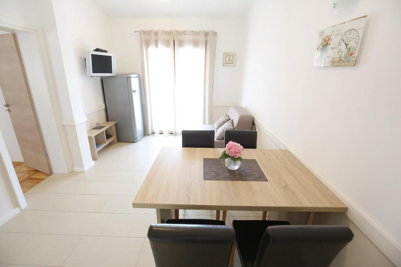 Sukošan Apartmani Dane المظهر الخارجي الصورة